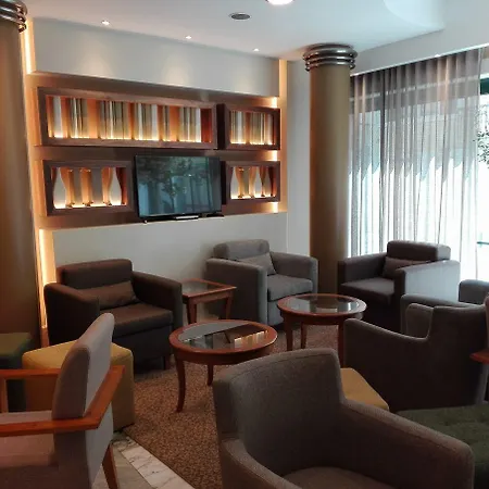 Windsor מלון 4*