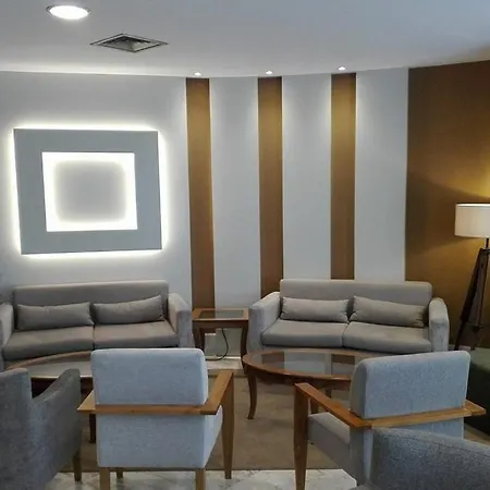 Windsor מלון 4*