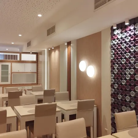 מלון Windsor 4*